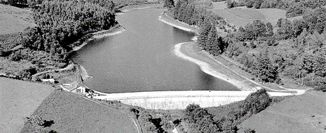 Vue du barrage de la Gimond